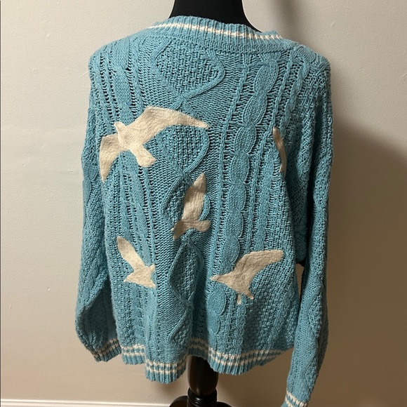 Taylor Swift Limited Edition 1989 Cardigan - Picture 5 of 6